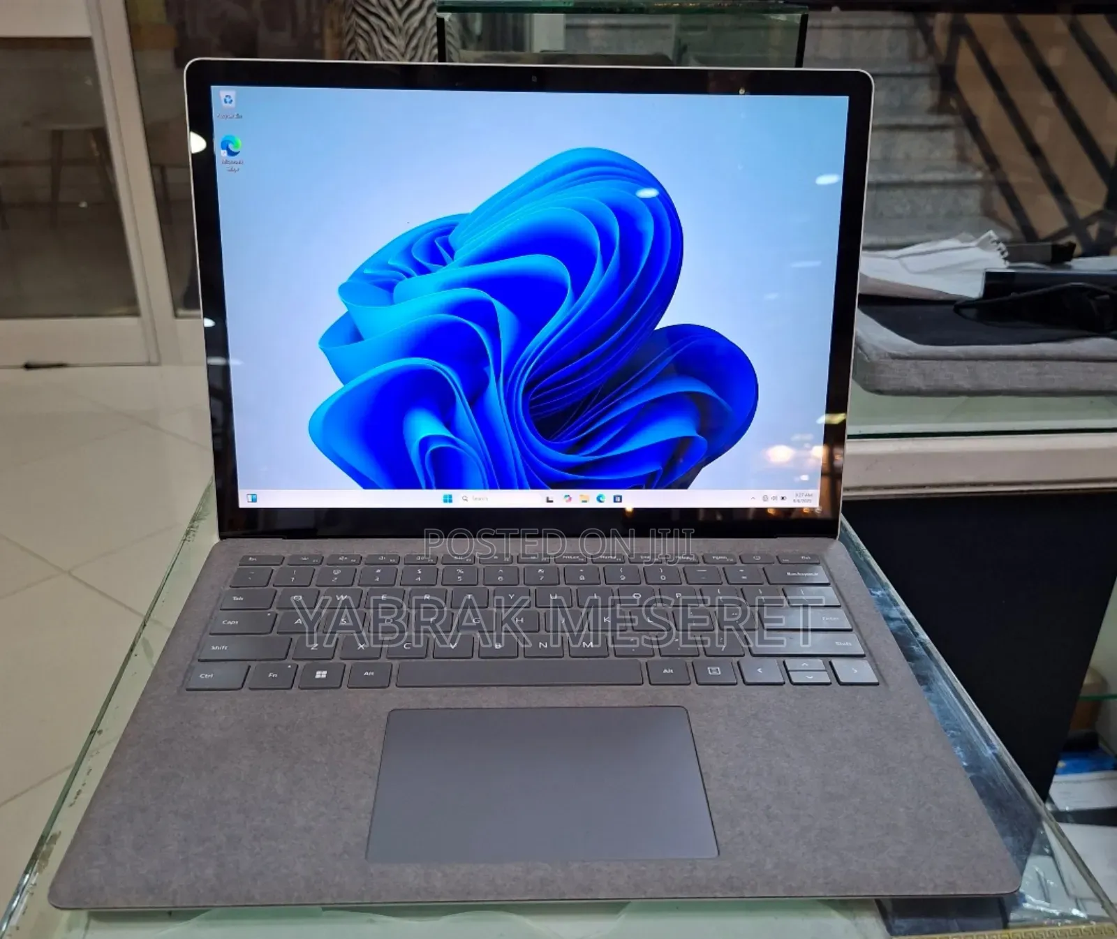 New Laptop Microsoft Surface Laptop 4 16GB Intel Core I7 SSD 512GB