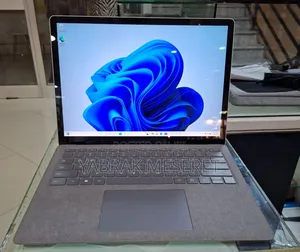 New Laptop Microsoft Surface Laptop 4 16GB Intel Core I7 SSD 512GB