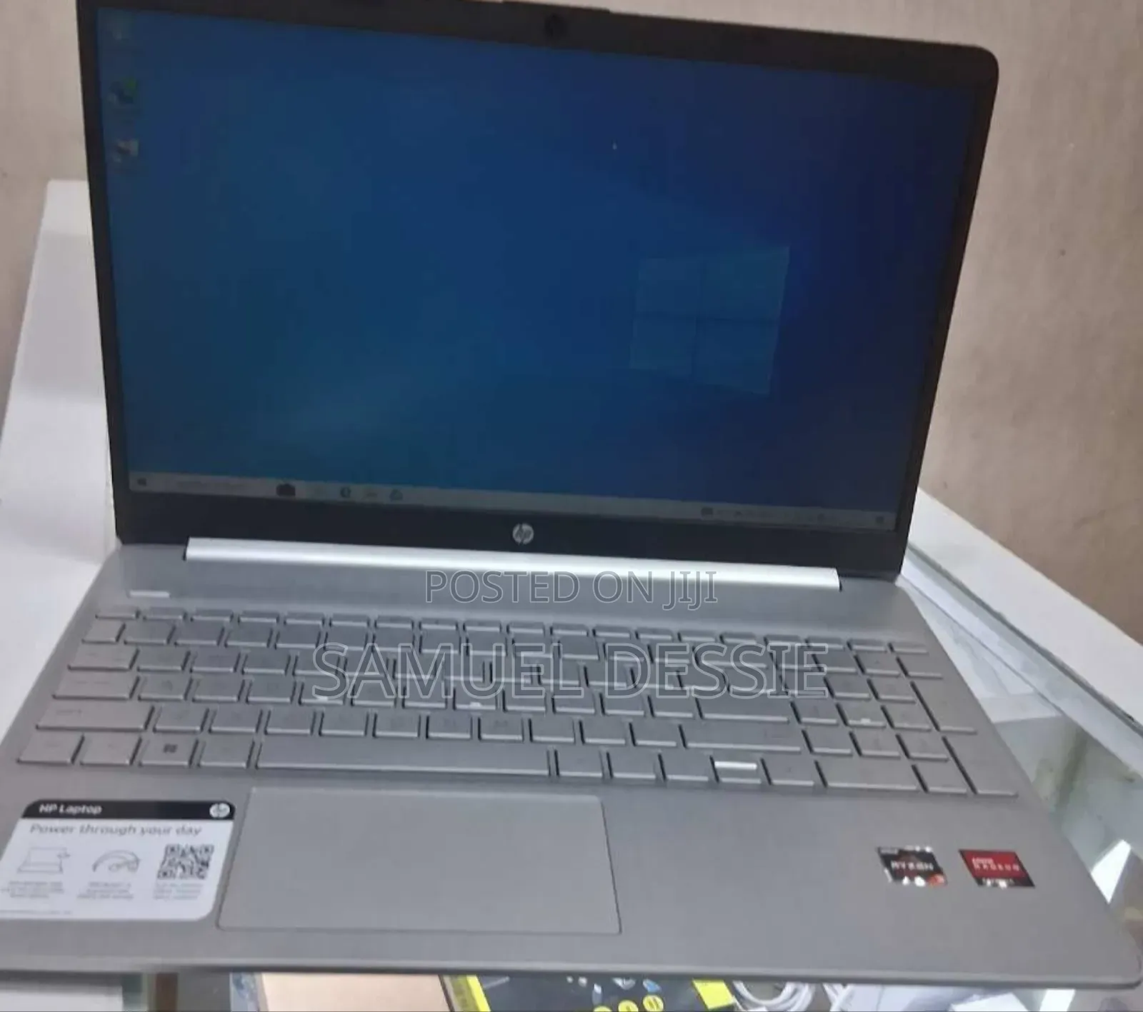 New Laptop HP Stream Notebook 8GB AMD Ryzen 3 SSD 256GB
