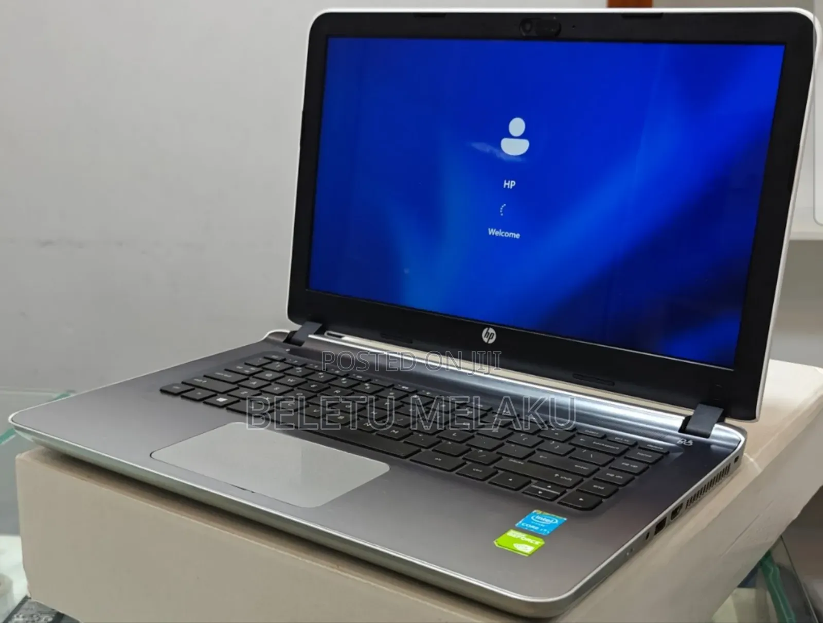 New Laptop HP Pavilion 14 8GB Intel Core i7 SSD 256GB