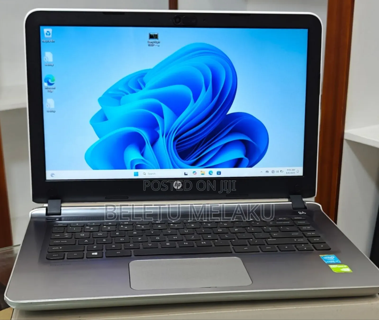 New Laptop HP Pavilion 14 8GB Intel Core i7 SSD 256GB