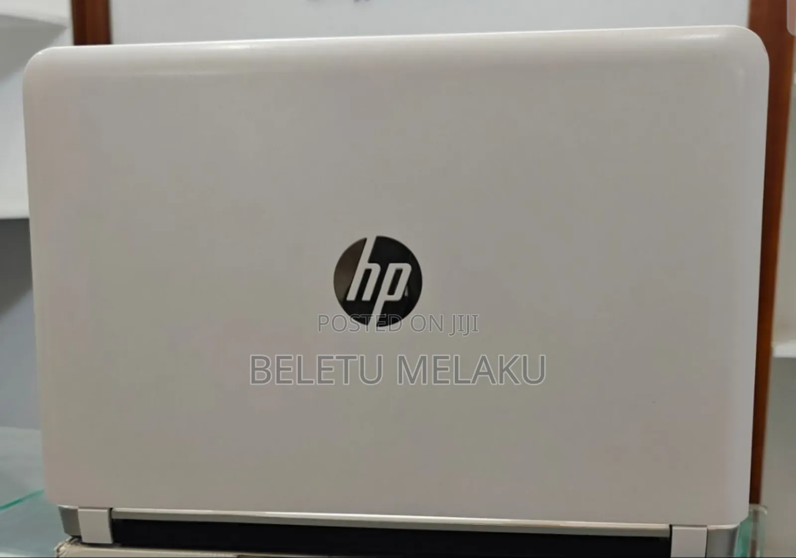 New Laptop HP Pavilion 14 8GB Intel Core i7 SSD 256GB