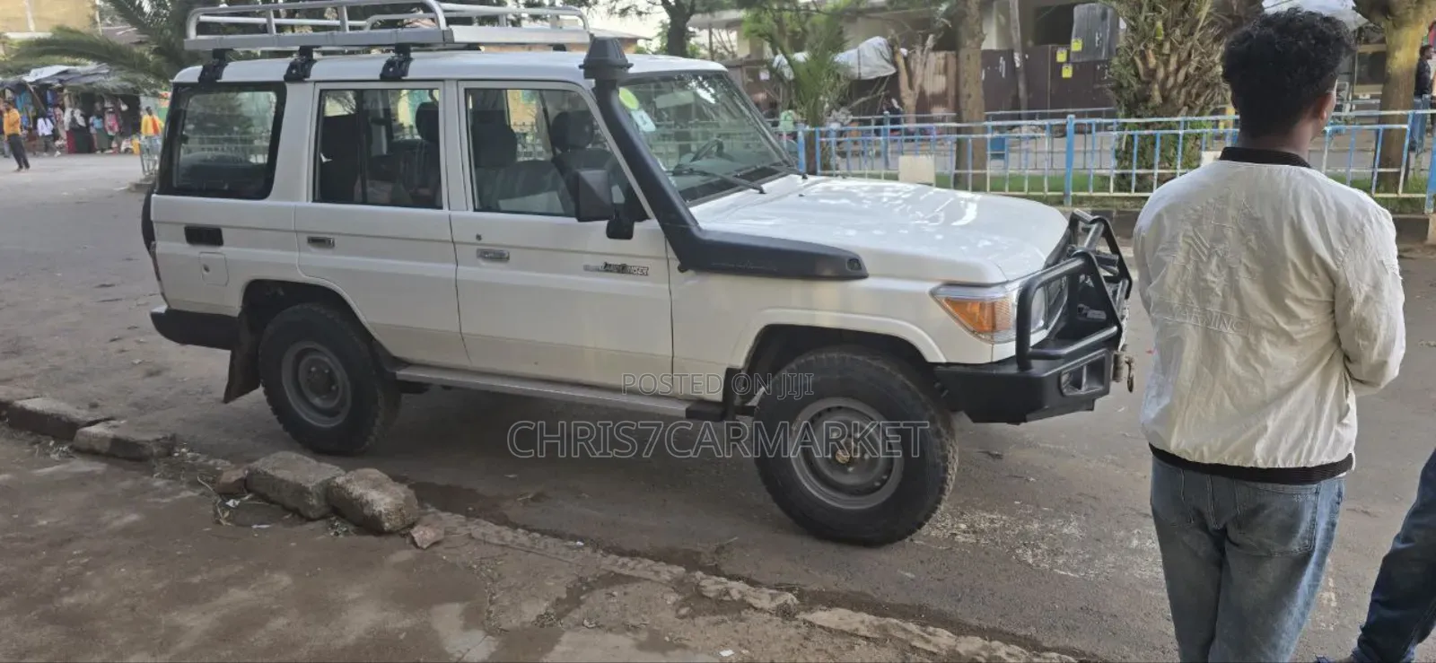 Toyota Land Cruiser 4.6 V8 EXR 2018 White