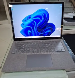 Photo - New Laptop Microsoft Surface Pro 4 16GB Intel Core I7 SSD 512GB