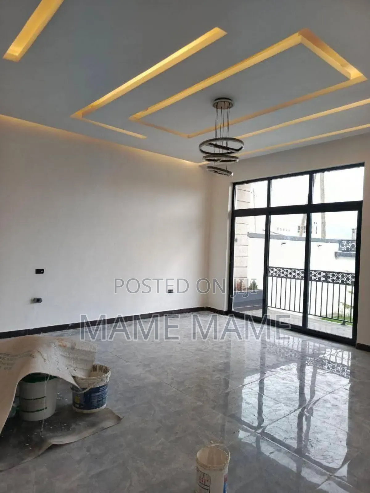 8bdrm House in Addis Abeba, Bole for sale
