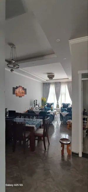 5bdrm Villa in Addis Abeba, Bole for sale