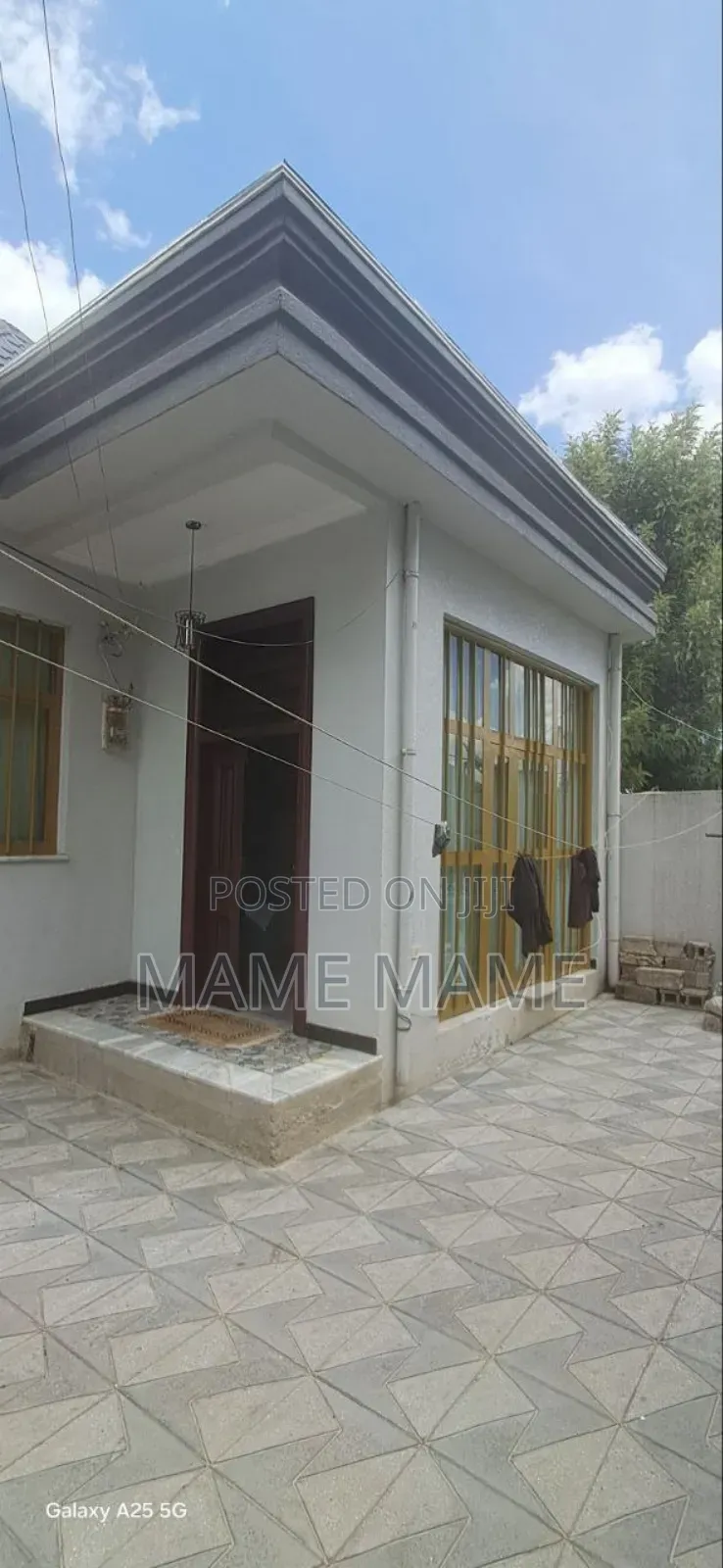 5bdrm Villa in Addis Abeba, Bole for sale