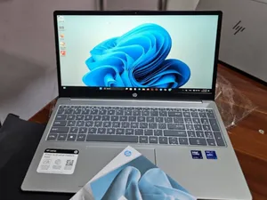 New Laptop HP 16GB Intel Core Ultra 7 SSD 512GB
