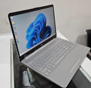 New Laptop HP Stream Notebook 16GB Intel Core I5 SSD 512GB