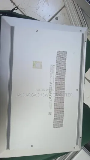 New Laptop HP EliteBook 840 G8 16GB Intel Core I7 SSD 512GB