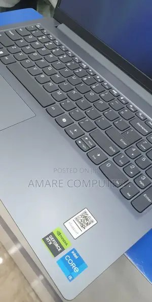 New Laptop Lenovo LOQ 15ARP9 12GB Intel Core I5 SSD 512GB