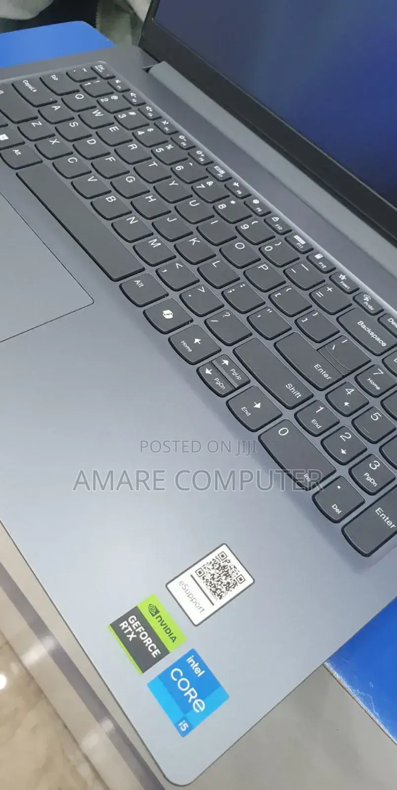 New Laptop Lenovo LOQ 15ARP9 12GB Intel Core I5 SSD 512GB