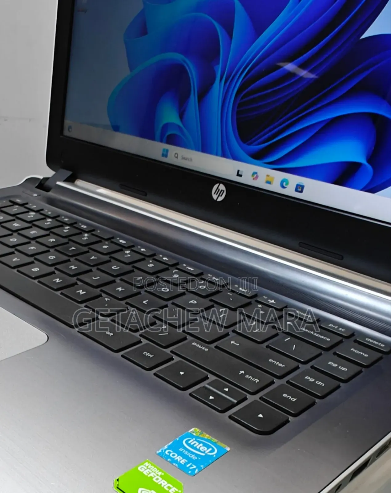 New Laptop HP Pavilion 15 8GB Intel Core I7 SSD 256GB