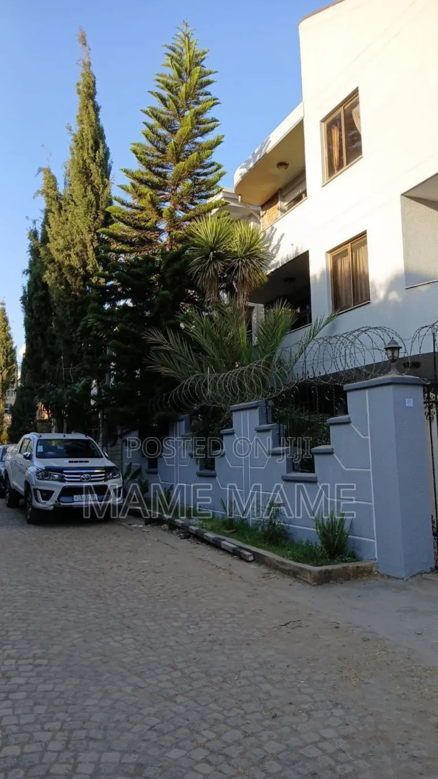 6bdrm House in Addis Abeba, Bole for sale