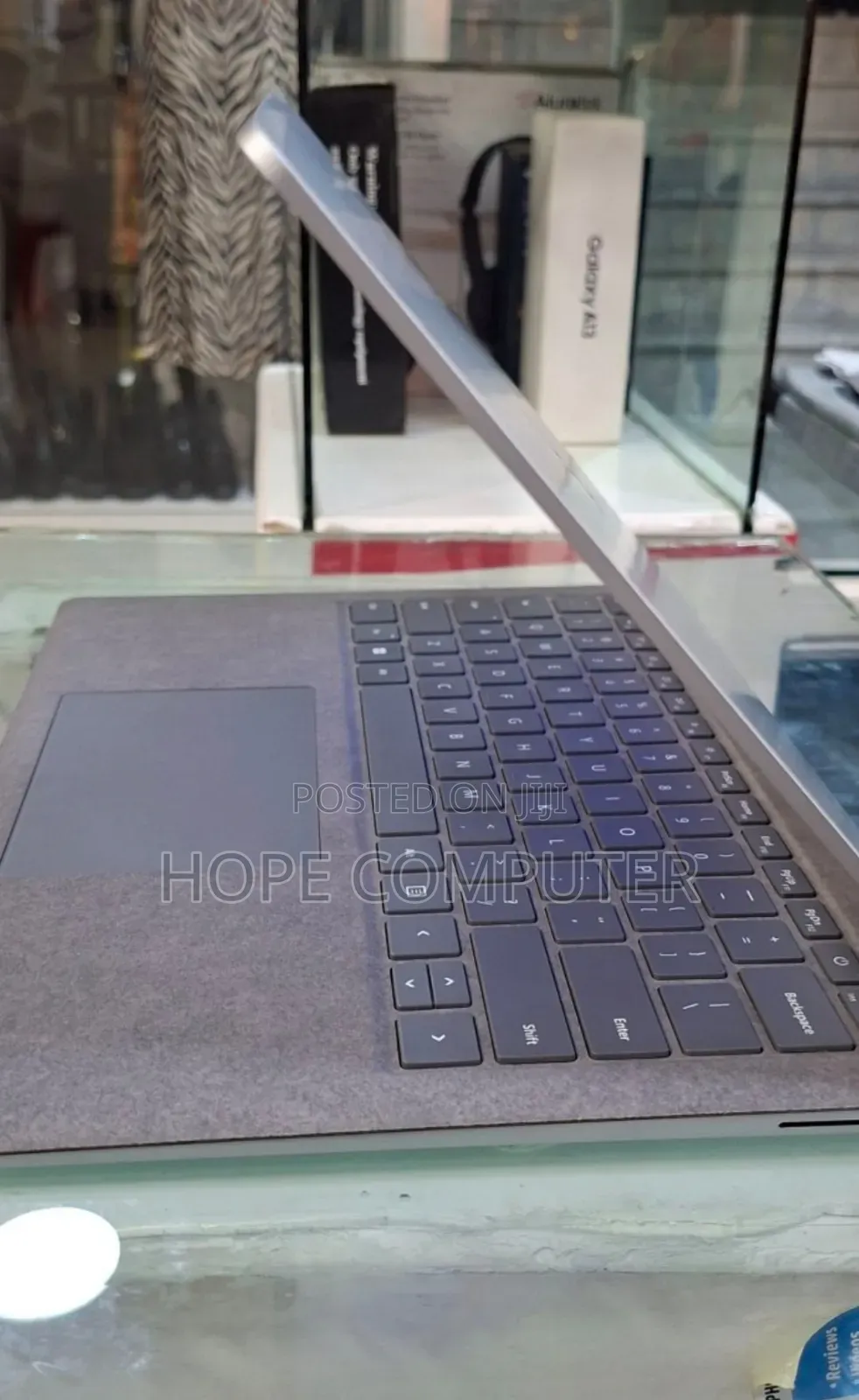 New Laptop Microsoft Surface Laptop 4 16GB Intel Core I7 SSD 512GB