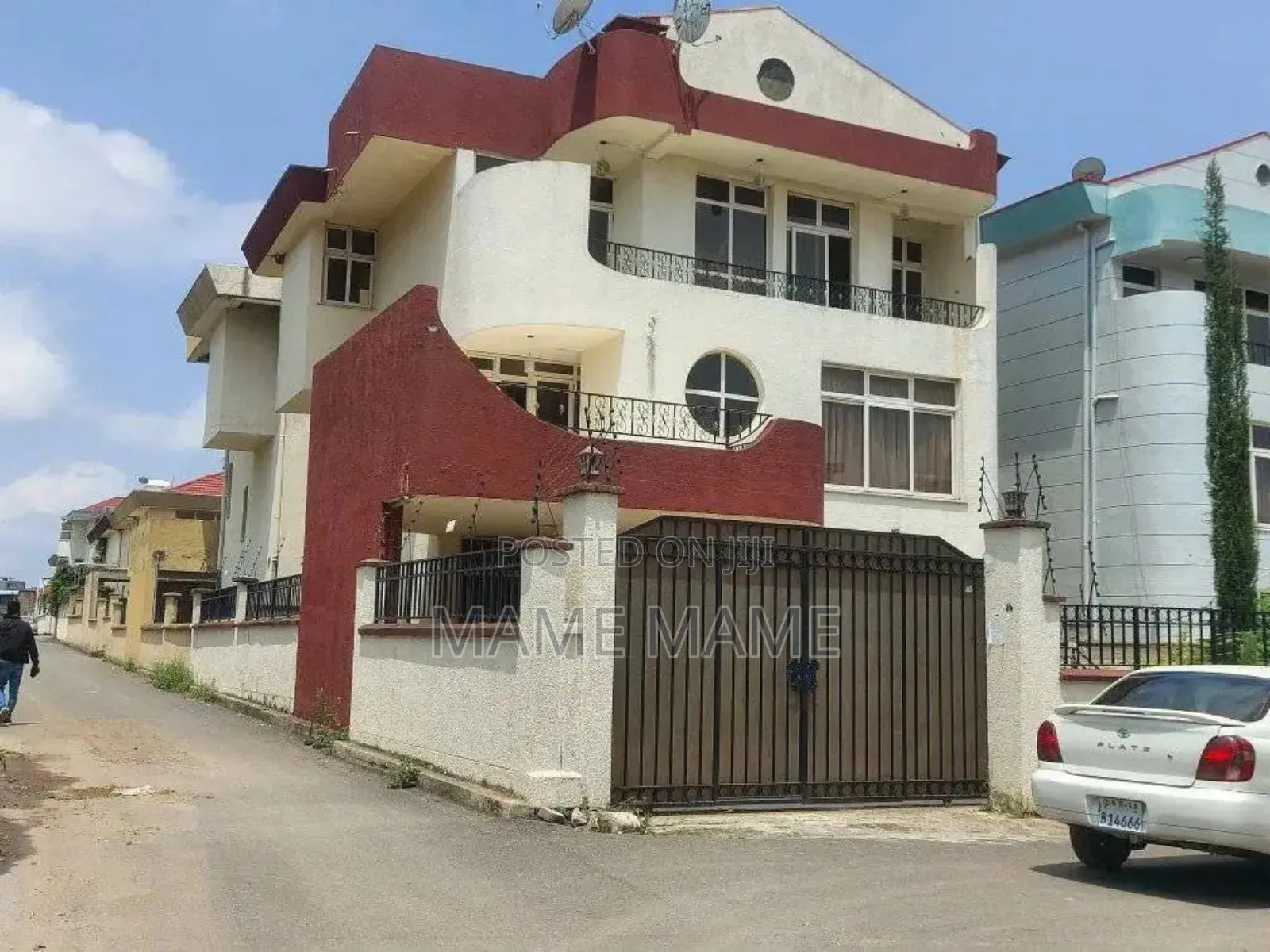 6bdrm Villa in Addis Abeba, Bole for sale