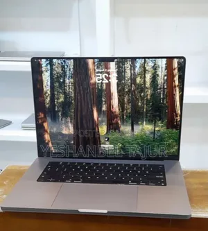 New Laptop Apple MacBook Pro M1 16GB Apple M1 Pro SSD 512GB