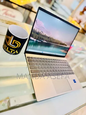 New Laptop Dell 16GB Intel Core I5 SSD 512GB