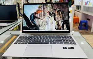 New Laptop HP Pavilion 15 16GB Intel Core Ultra 7 SSD 1T