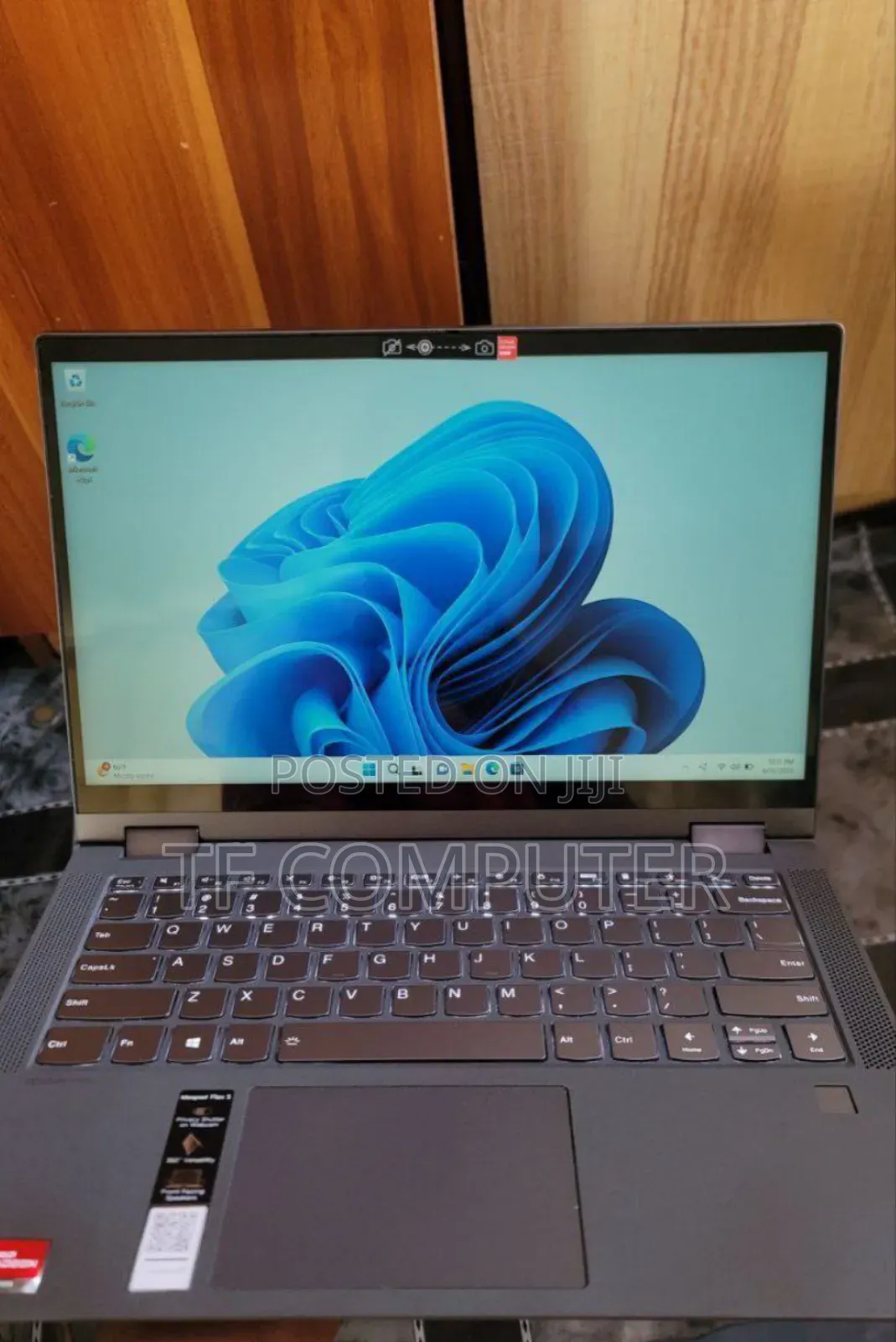 New Laptop Lenovo Flex 5 16GB AMD Ryzen 7 SSD 512GB