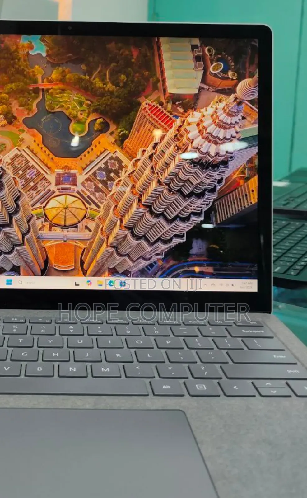 New Laptop Microsoft Surface Laptop 4 16GB Intel Core I7 SSD 512GB