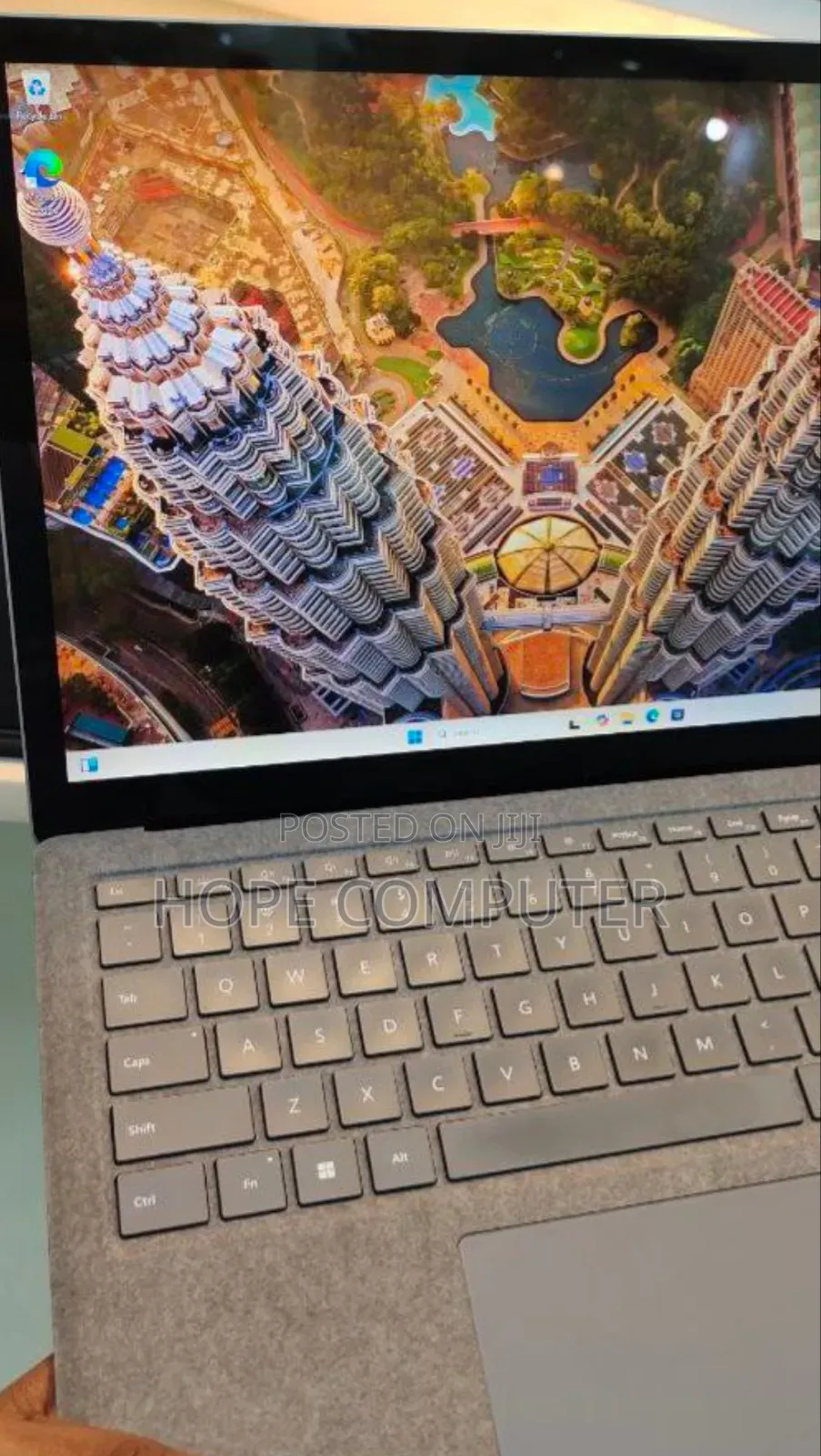 New Laptop Microsoft Surface Laptop 4 16GB Intel Core I7 SSD 512GB