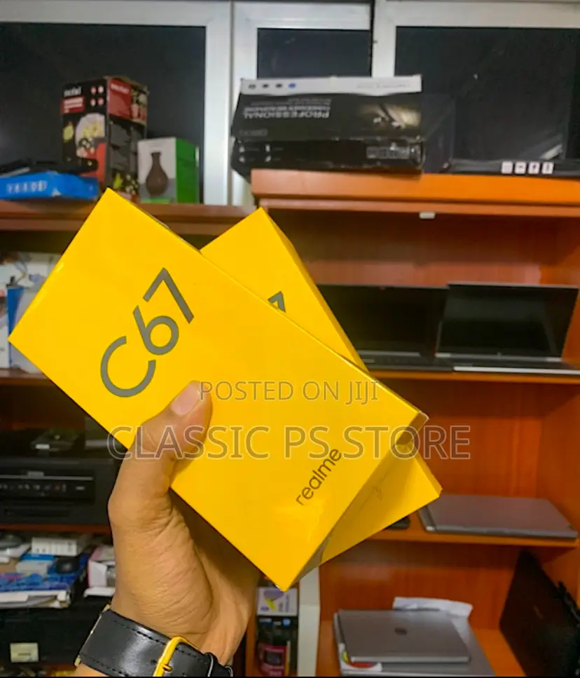 New Realme C67 256 GB Green