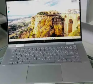 New Laptop HP Envy X360 8GB Intel Core I5 SSD 512GB