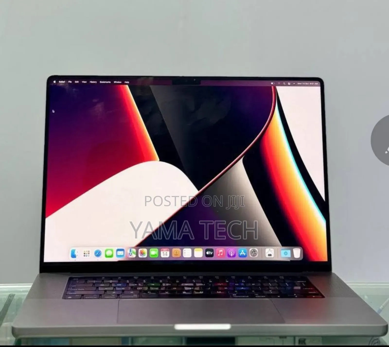New Laptop Apple MacBook Pro 2021 M1 16GB Apple M1 Pro SSD 1T