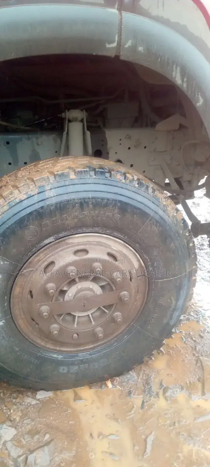 A10 ሺ ታርጋ ባንክ 600 ሺ ብር አለበት ጎማ 80%