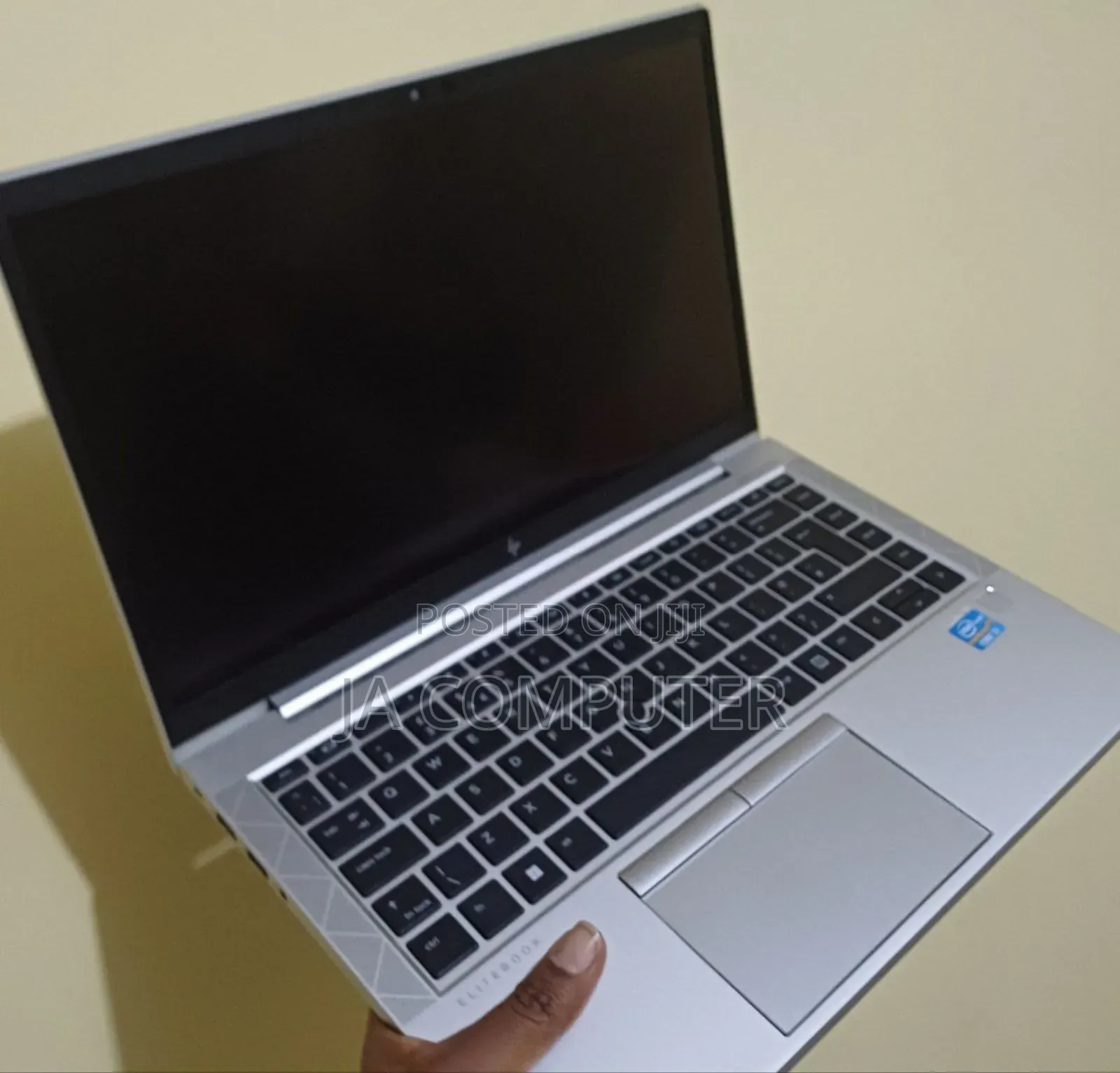 New Laptop HP EliteBook 840 G8 16GB Intel Core I7 SSD 512GB