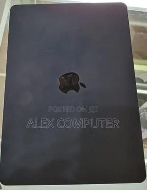 New Laptop Apple MacBook Air 2022 M2 8GB Apple M2 SSD 256GB