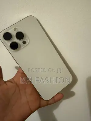 Apple iPhone 15 Pro Max 256 GB White