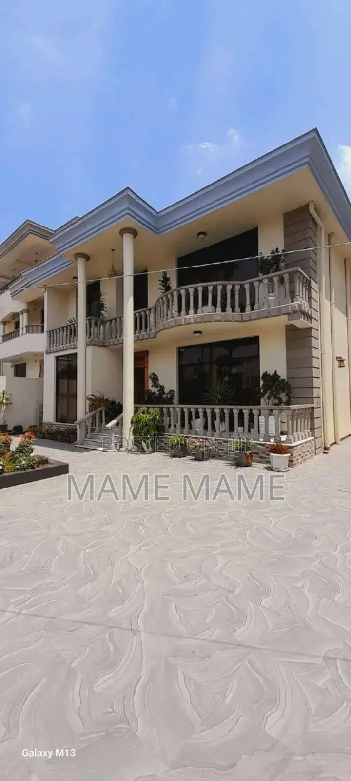 7bdrm House in Addis Abeba, Bole for sale