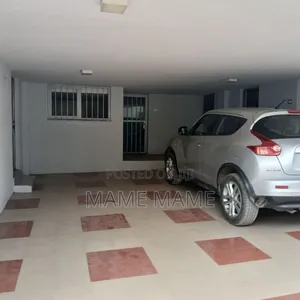 8bdrm House in Addis Abeba, Bole for sale