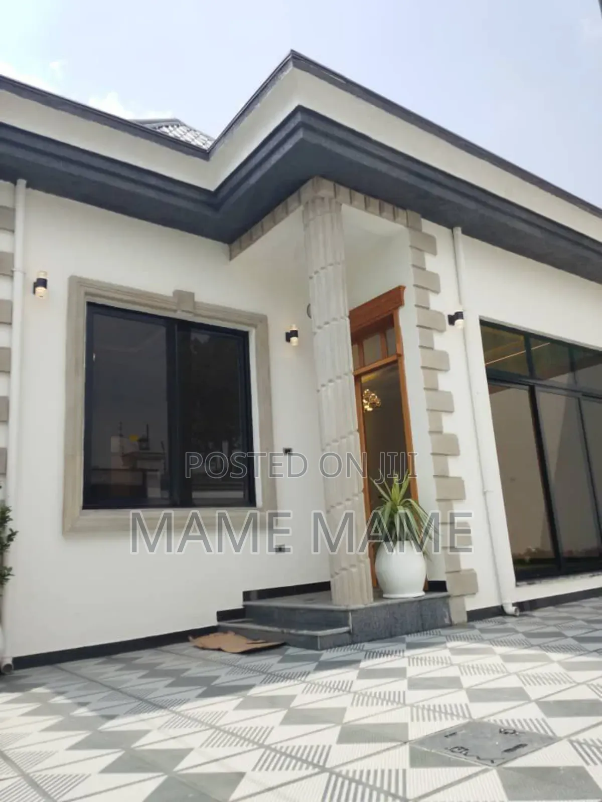 5bdrm Villa in Addis Abeba, Bole for sale