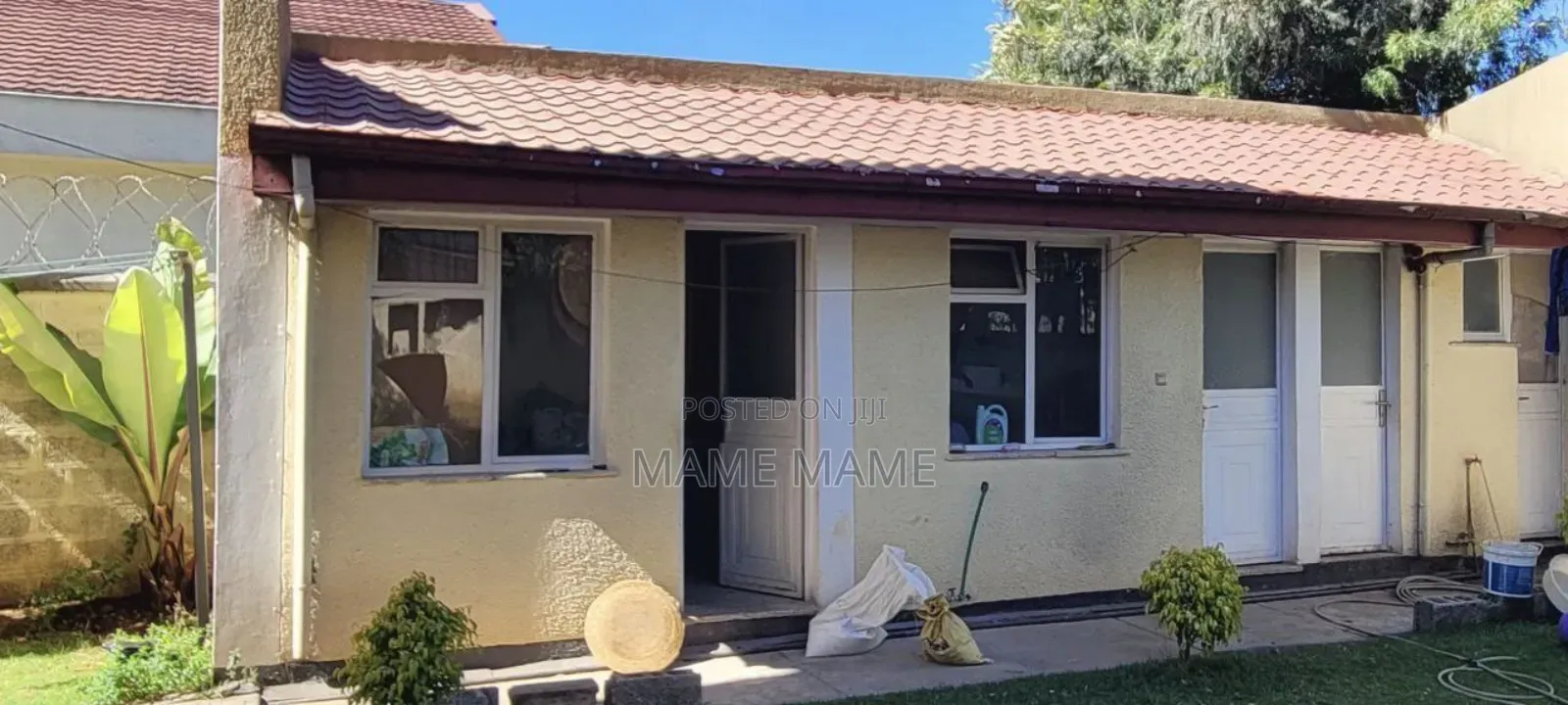 7bdrm House in Addis Abeba, Bole for sale