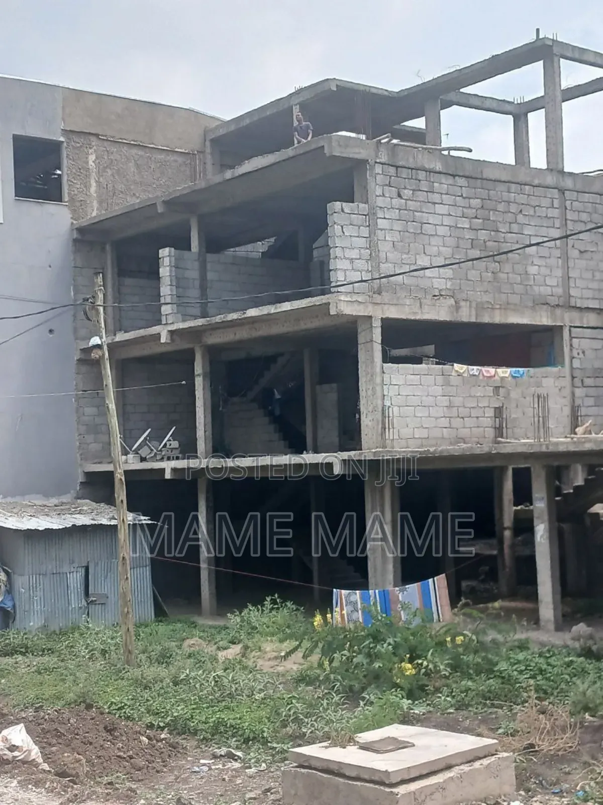 8bdrm House in Addis Abeba, Bole for sale