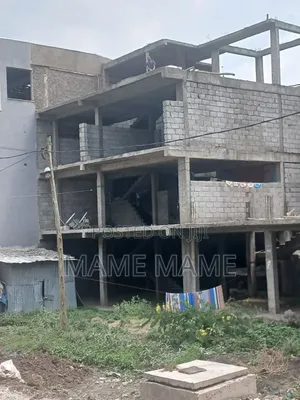 8bdrm House in Addis Abeba, Bole for sale