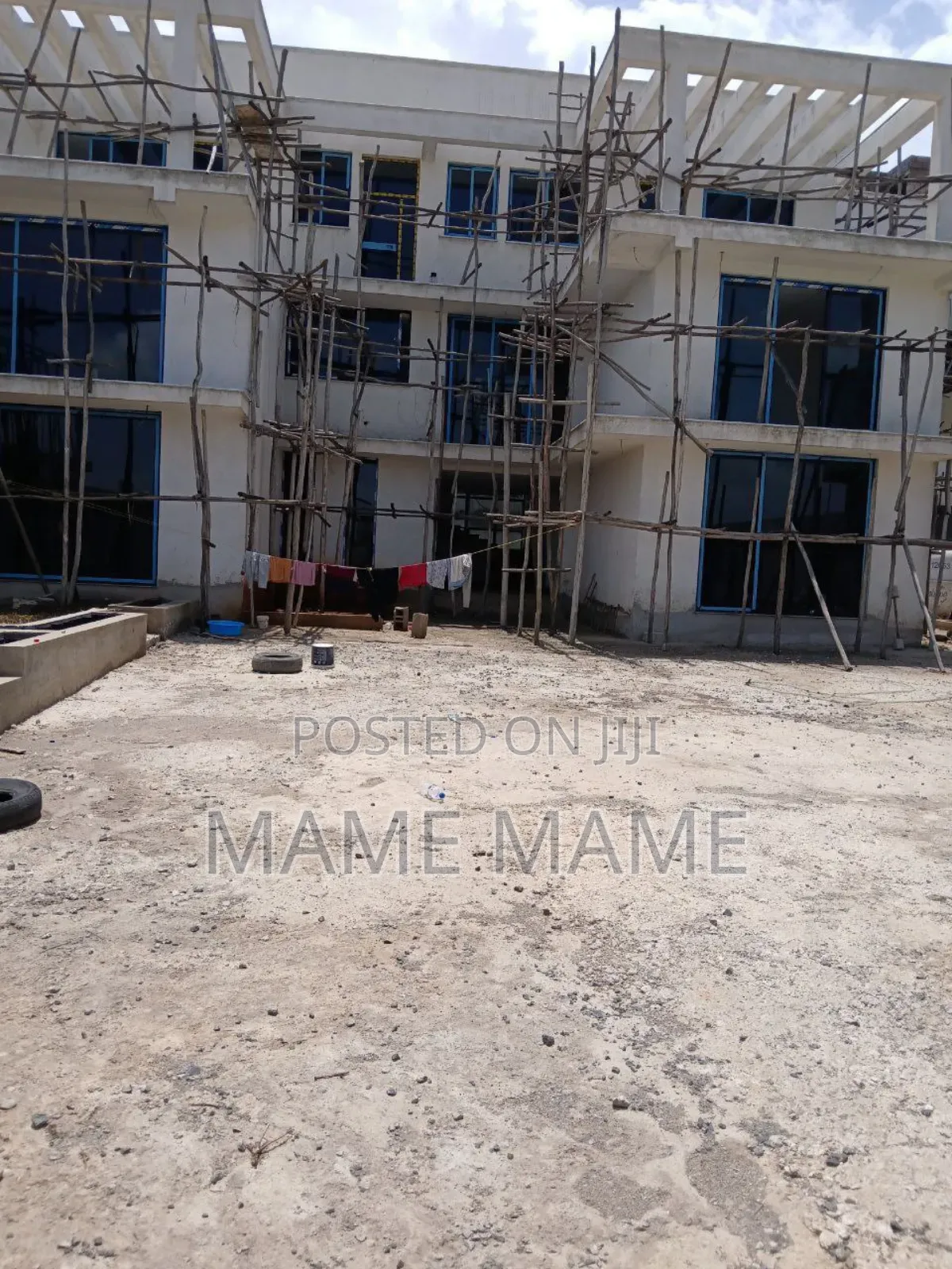 8bdrm House in Addis Abeba, Bole for sale
