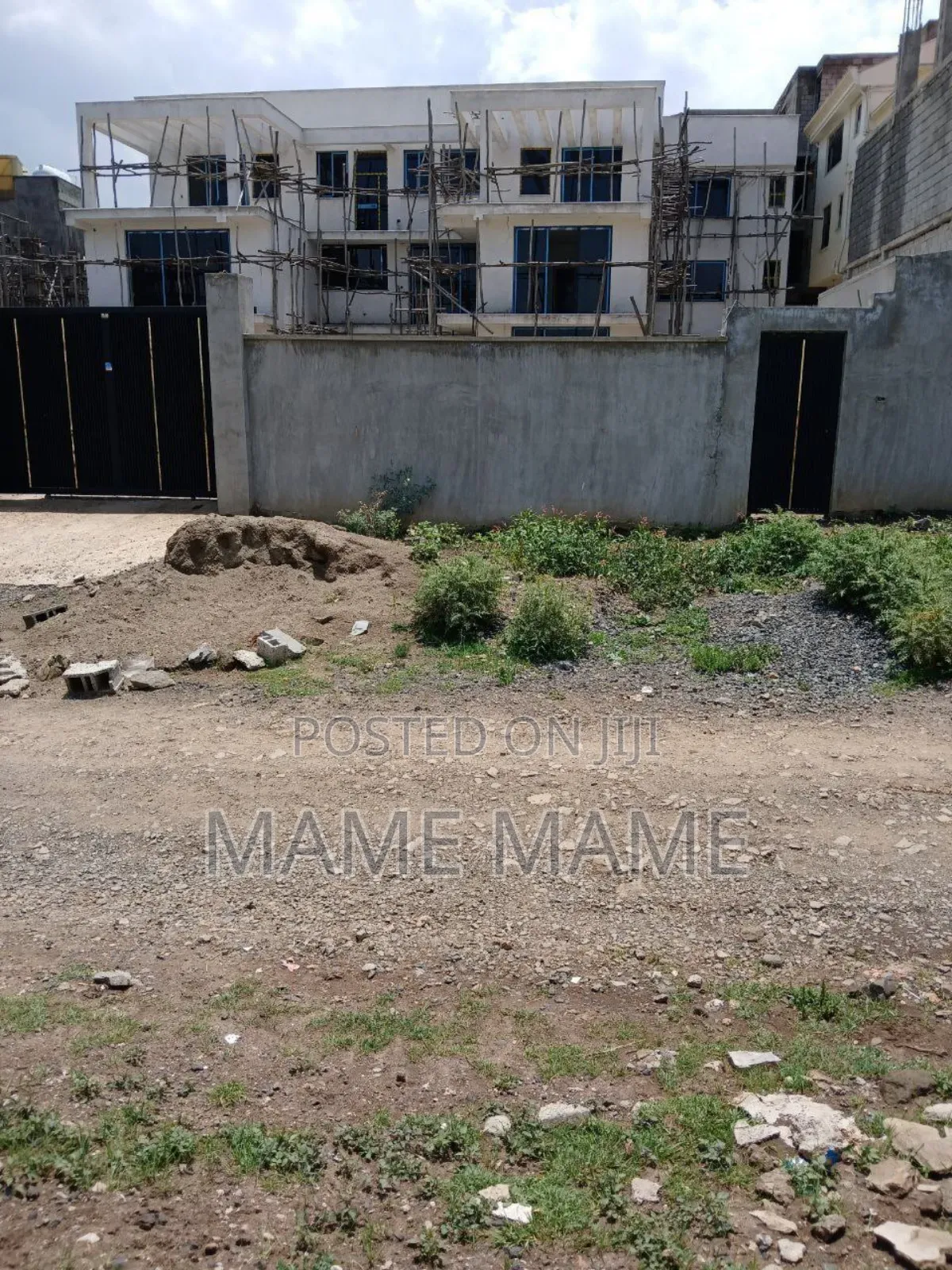 8bdrm House in Addis Abeba, Bole for sale
