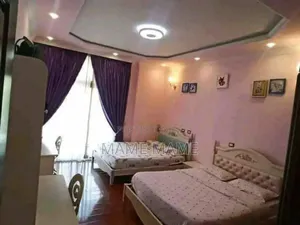 8bdrm House in Addis Abeba, Bole for sale