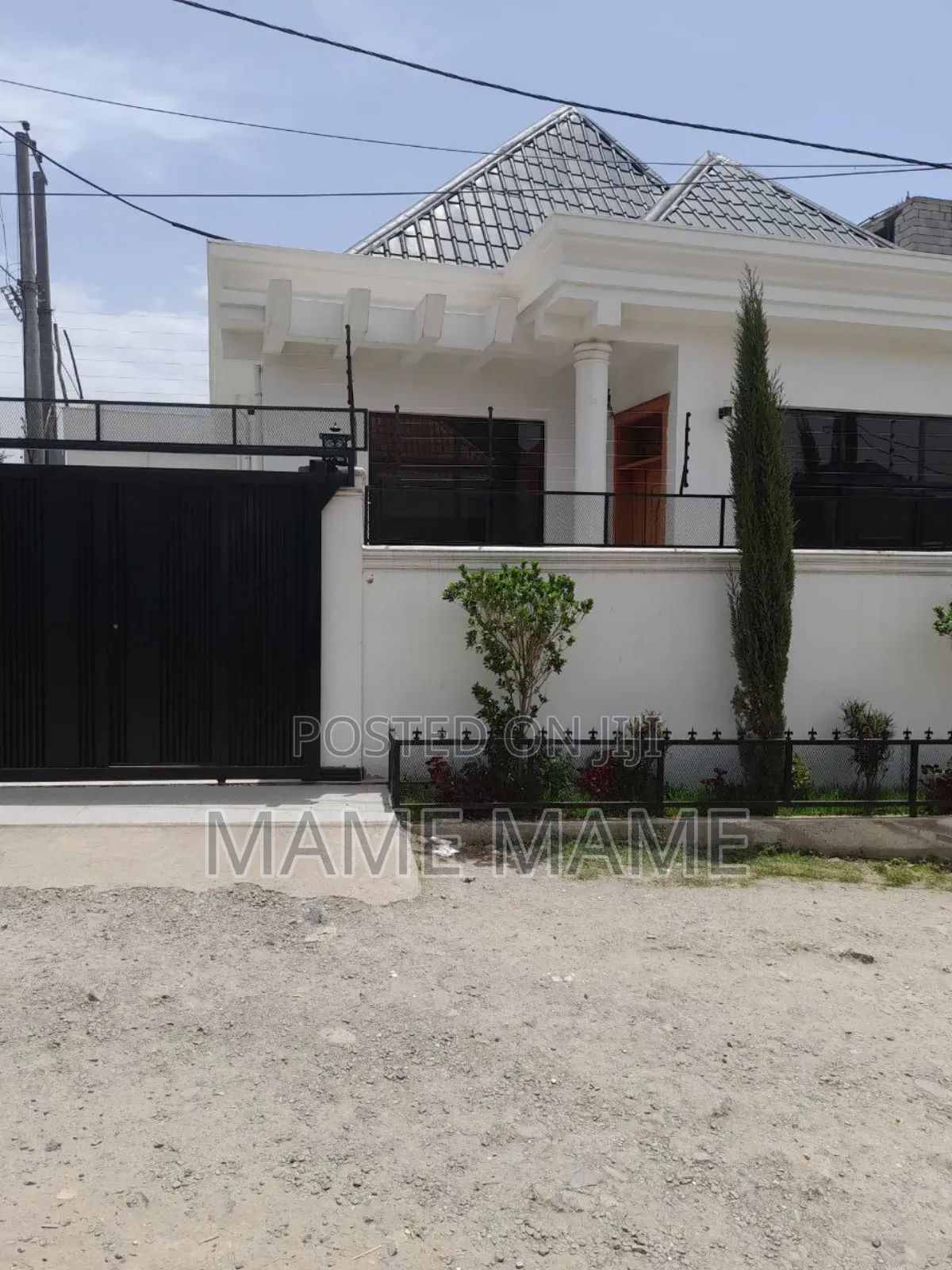 5bdrm Villa in Addis Abeba, Bole for sale