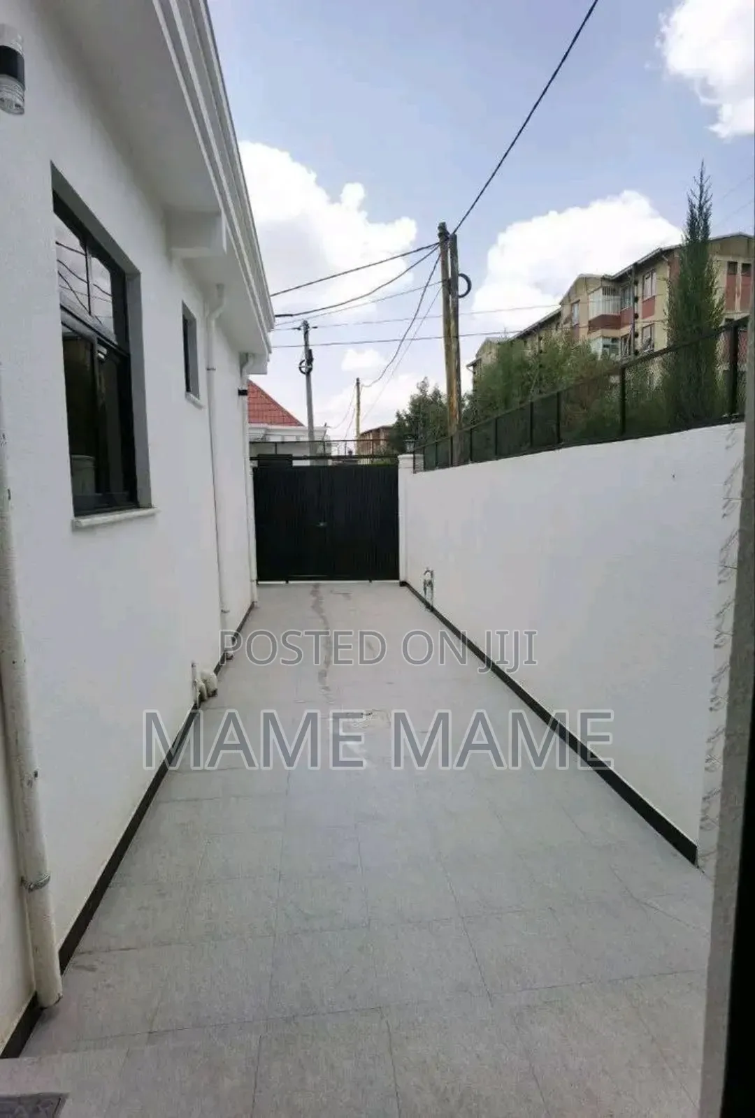 5bdrm Villa in Addis Abeba, Bole for sale