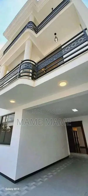 6bdrm House in Addis Abeba, Bole for sale