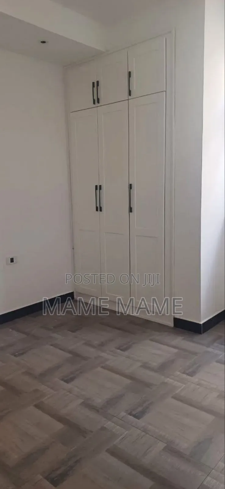 3bdrm Villa in Addis Abeba, Bole for sale