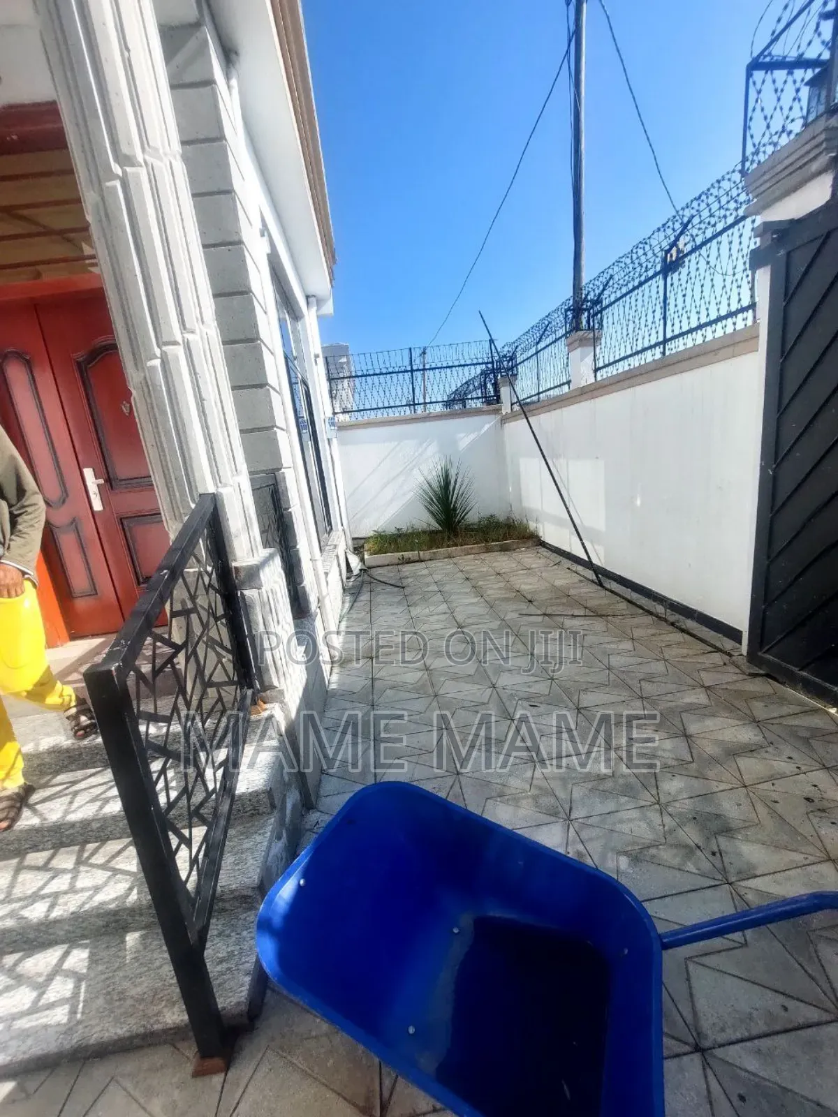 5bdrm Villa in Addis Abeba, Bole for sale