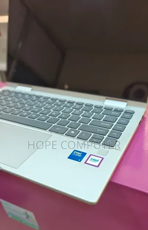 New Laptop HP Envy X360 8GB Intel Core Ultra 5 SSD 512GB