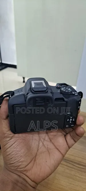Photo - Canon Digital Camera