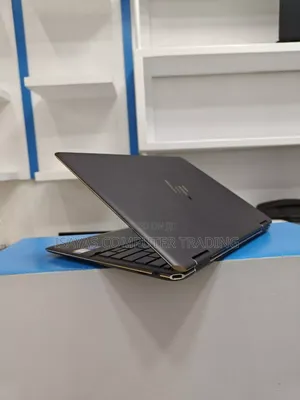 New Laptop HP Spectre 16GB Intel Core I7 SSD 512GB